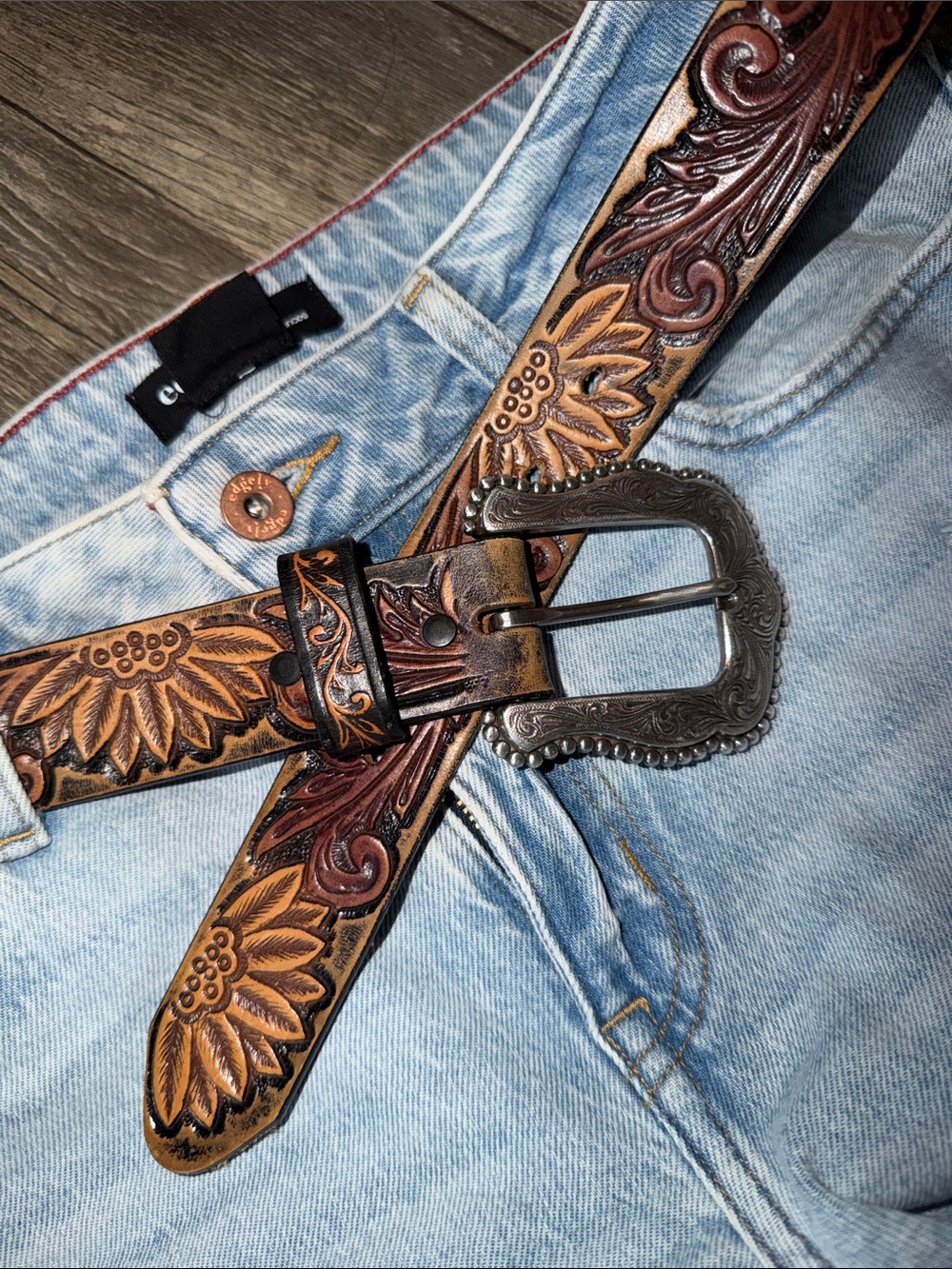 Women’s Accessory Belt - Picture 4 of 5